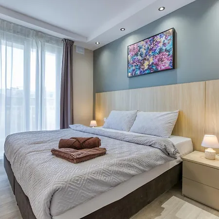 Luxury With Sea Views-apt14