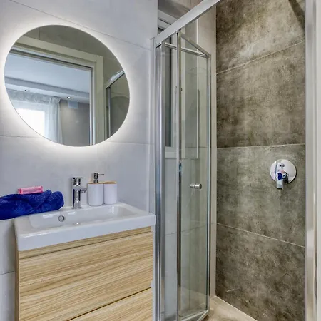 Luxury With Sea Views-apt14 Apartmán