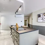 Luxury With Sea Views-apt14 公寓