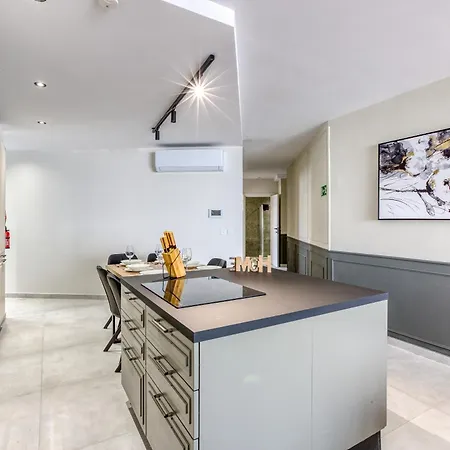 Stylish 3br Luxury In Sliema-14 Appartamento