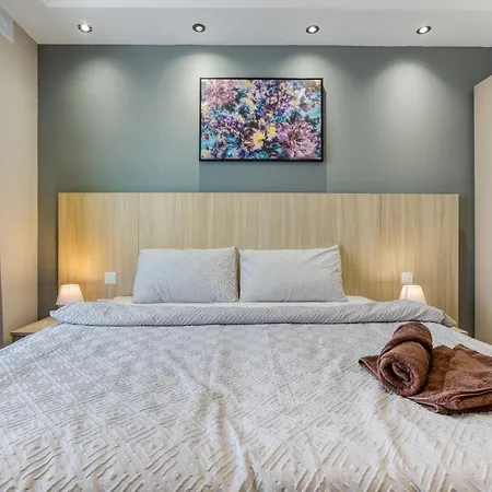 Апартаменты Luxury With Sea Views-apt14